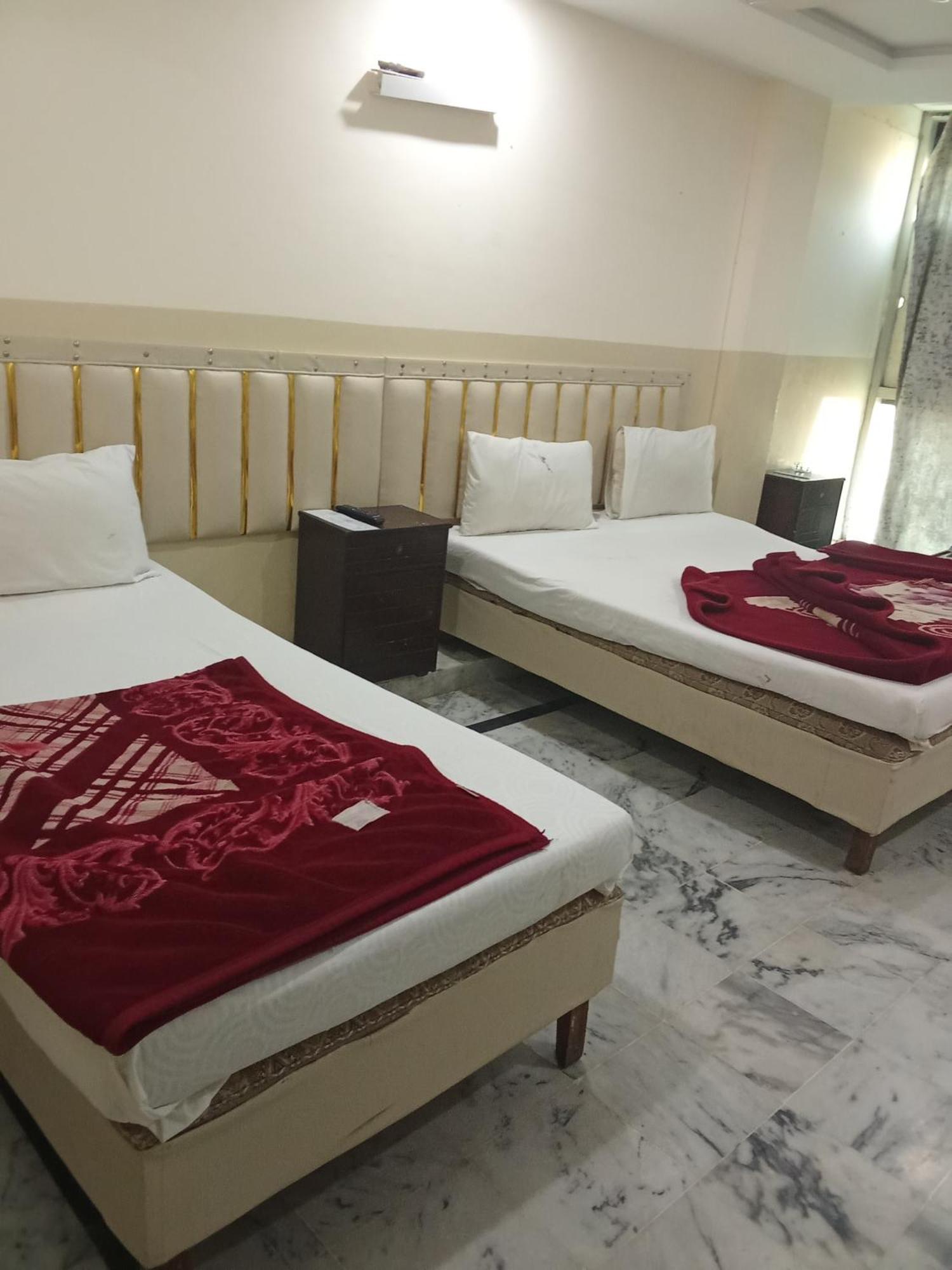 Hotel Khursheed Palace Равалпинди Экстерьер фото